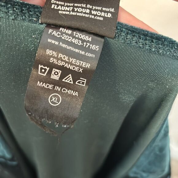 Her Universe Velvet Loki Dress XL - Picture 3 of 5